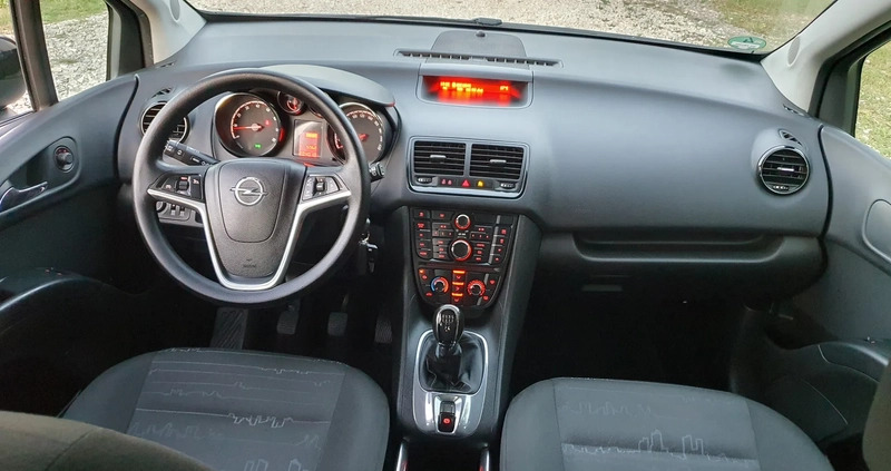 Opel Meriva cena 21999 przebieg: 199000, rok produkcji 2011 z Chmielnik małe 781